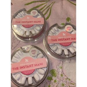 3 X Olive & June Press On Nails Instant Mani XXS Round HD White